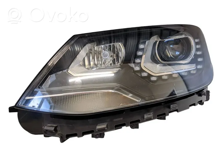 Volkswagen Sharan Lampa przednia 7N1941751B