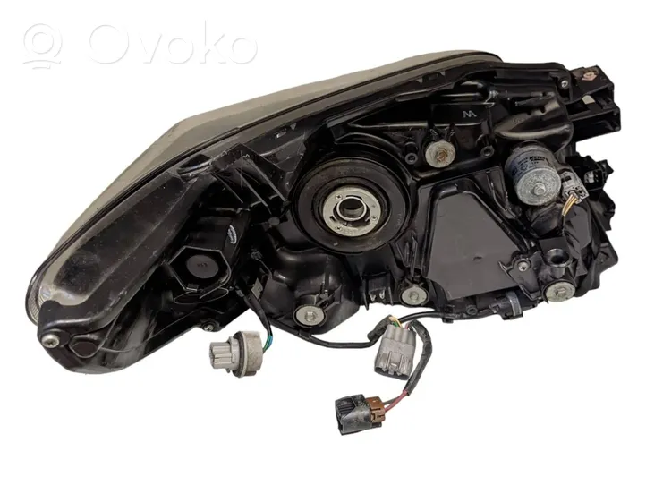 Toyota Land Cruiser (J150) Lampa przednia 8118560J20