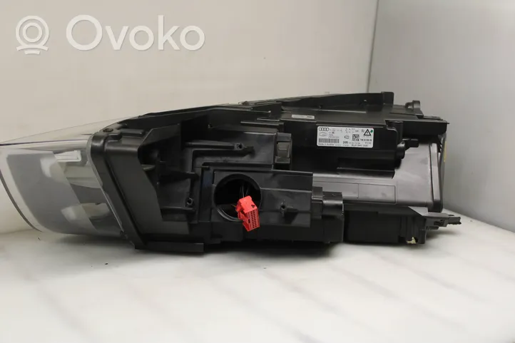 Audi Q3 8U Faro delantero/faro principal 8U0941006