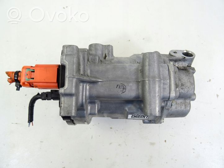 Toyota Yaris XP210 Kompresor / Sprężarka klimatyzacji A/C 0424000740