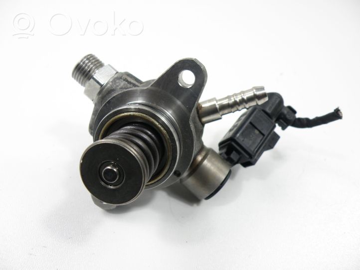 Volkswagen T-Cross Pompe d'injection de carburant à haute pression 04E127027N