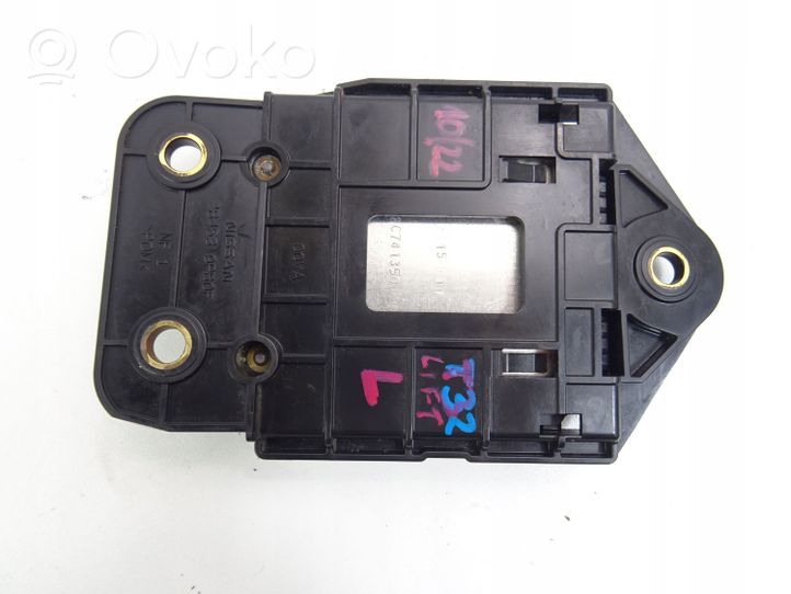 Nissan X-Trail T32 Blind spot control module 284K16FL2A