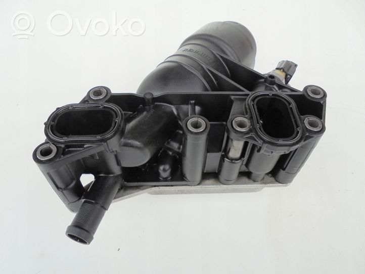 Nissan X-Trail T32 Oil filter mounting bracket 70375888