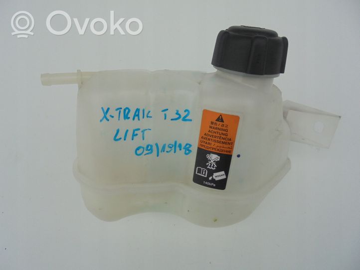 Nissan X-Trail T32 Coolant expansion tank/reservoir 