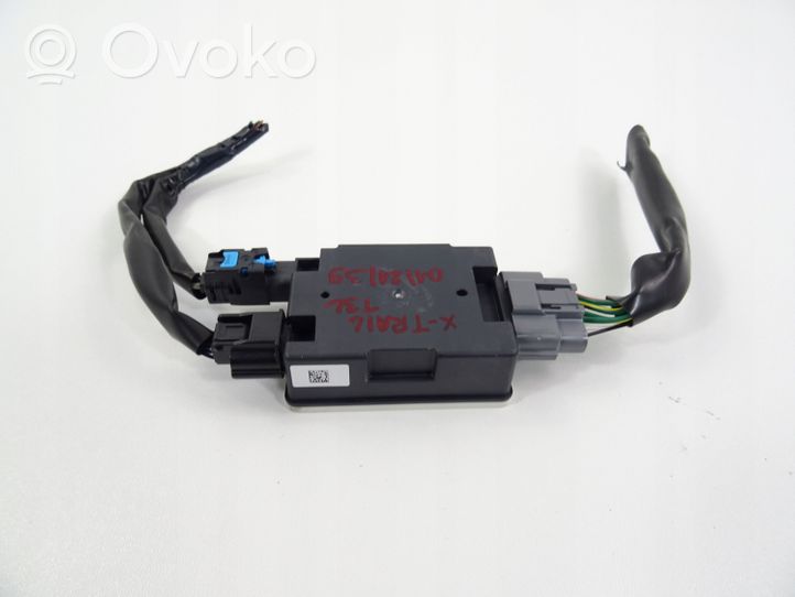 Nissan X-Trail T32 Fuel injection pump control unit/module 169108688R