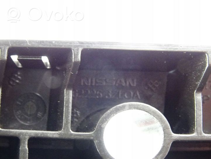 Nissan Pulsar Uchwyt / Mocowanie zderzaka przedniego 622253ZL0A