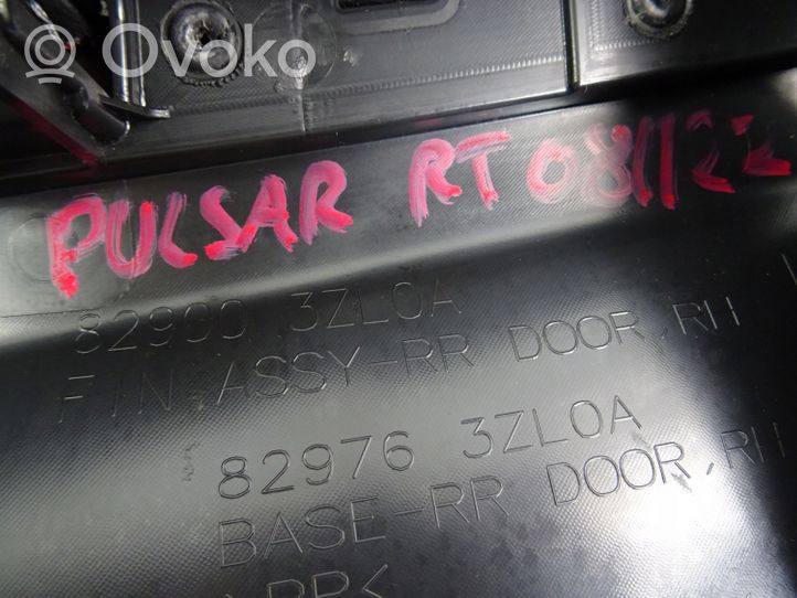 Nissan Pulsar Boczki / Poszycie drzwi tylnych 829003ZL0A