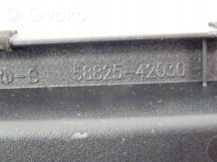 Toyota RAV 4 (XA50) Daiktadėžės paklotėlis 5882542030