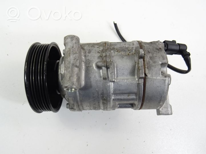 Seat Leon (5F) Ilmastointilaitteen kompressorin pumppu (A/C) 5Q0820803