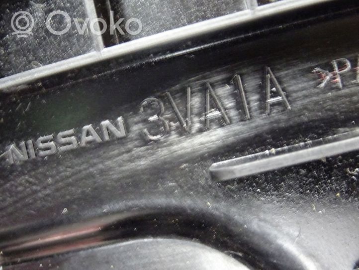 Nissan Note (E12) Obudowa filtra powietrza 3VA1A