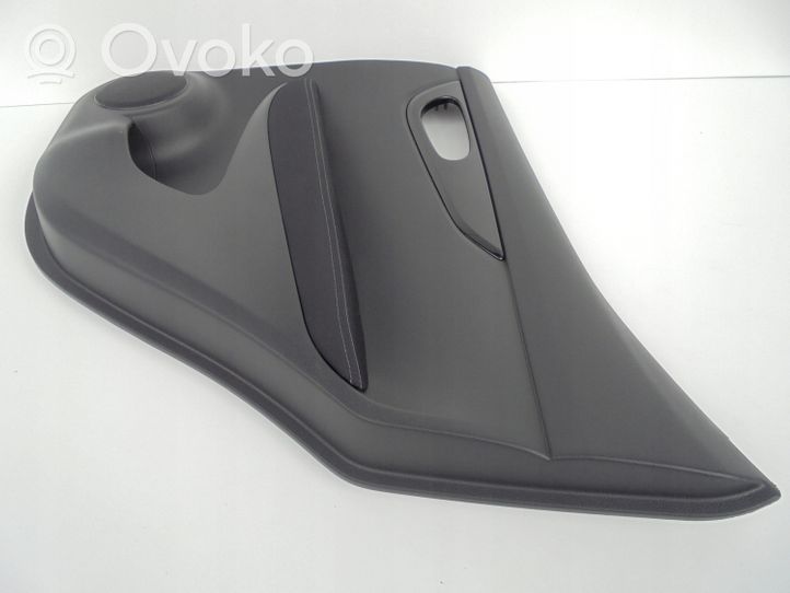 Nissan Qashqai Rivestimento del pannello della portiera posteriore 829224EA1A