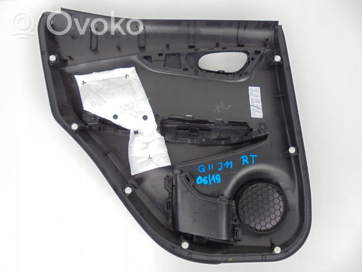 Nissan Qashqai Rivestimento del pannello della portiera posteriore 829224EA1A