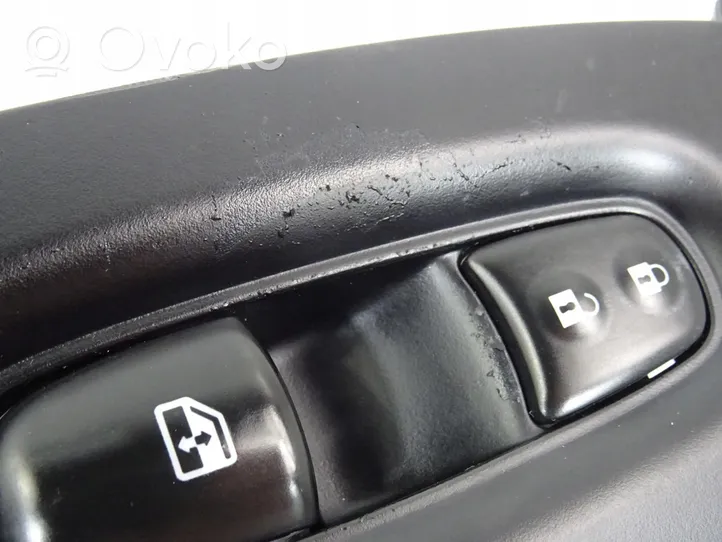 Nissan Qashqai Interrupteur léve-vitre 809604EH0AX