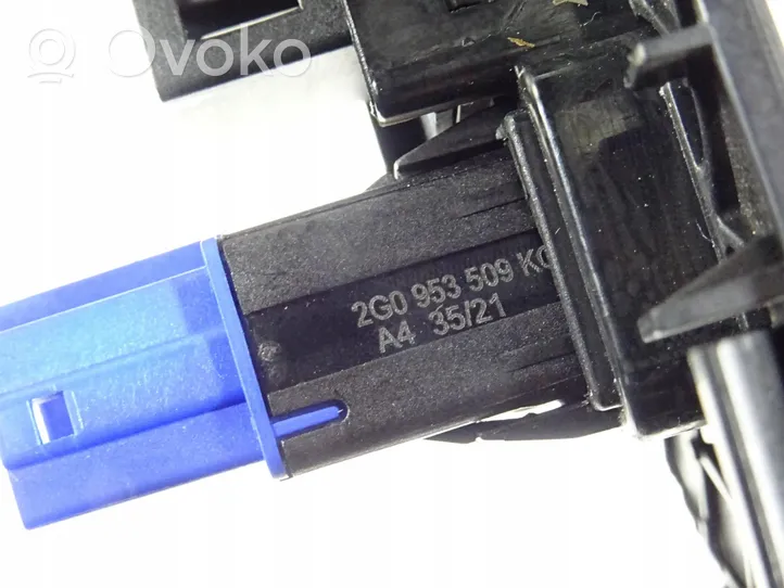 Volkswagen Polo VI AW Botón interruptor de luz de peligro 2G0953509