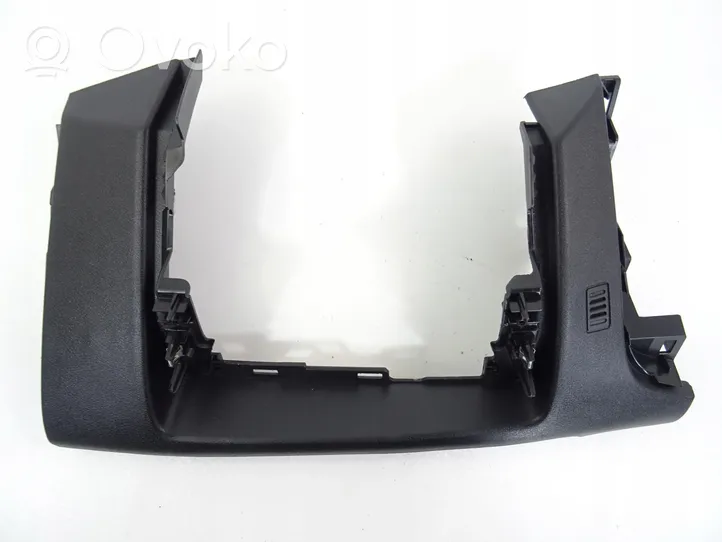 Nissan Qashqai J12 Rivestimento del pannello 682406UN4