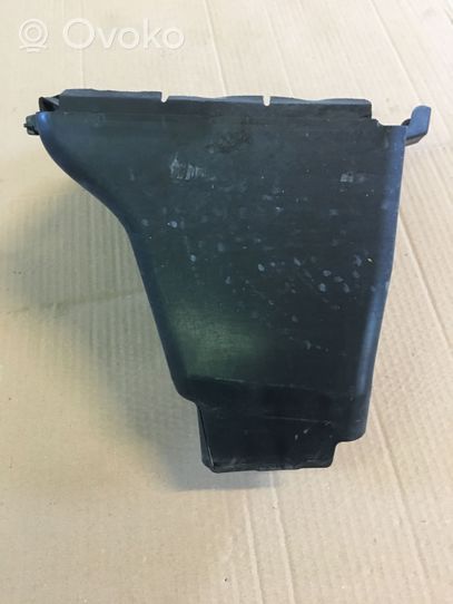 BMW 7 F01 F02 F03 F04 Déflecteur d'air de radiateur de refroidissement 7184158