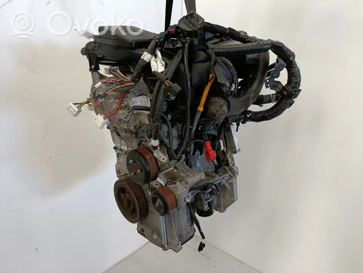 Nissan Note (E12) Двигатель 