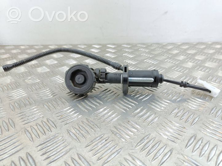 Opel Zafira C Główny cylinder sprzęgła 55579997