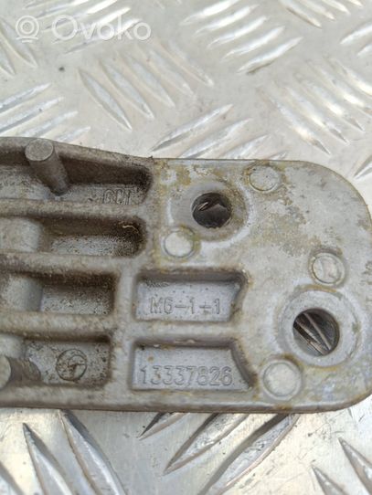 Opel Zafira C Staffa di montaggio del radiatore 13337826