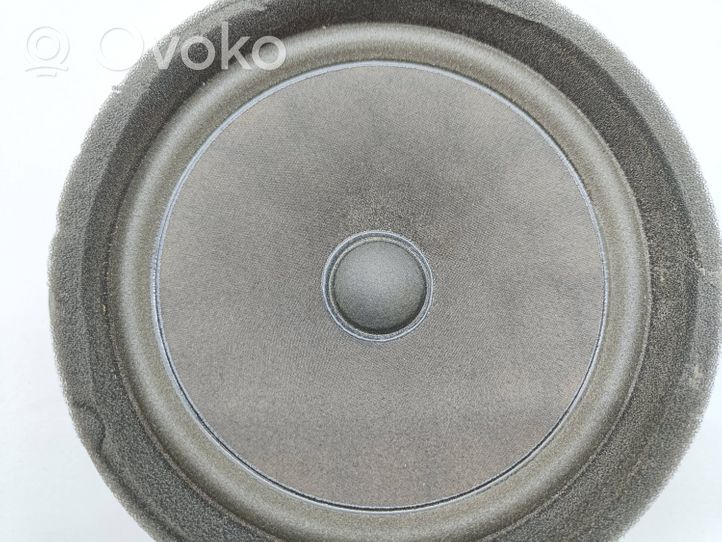 Opel Zafira C Front door speaker 