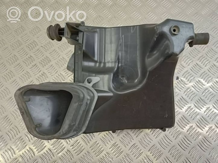 Opel Zafira C Air filter box 13379760