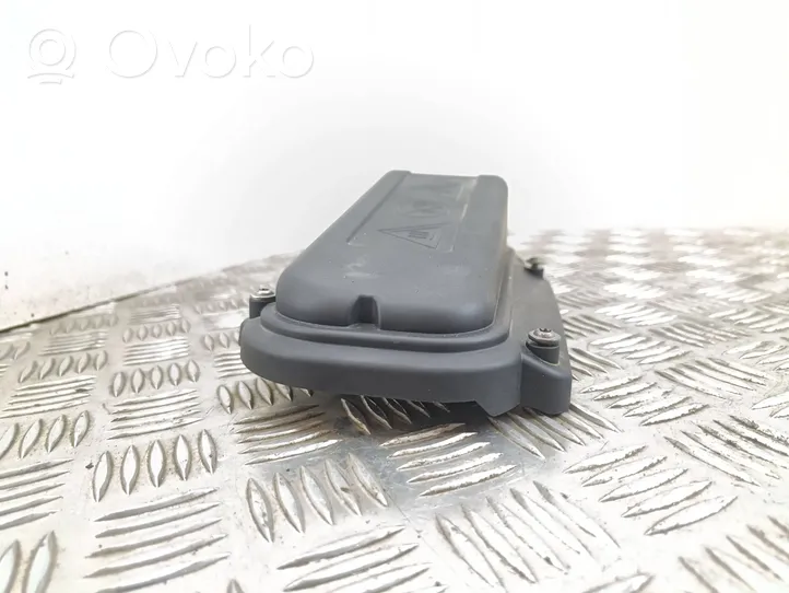 BMW 7 F01 F02 F03 F04 Kita variklio skyriaus detalė 7555189