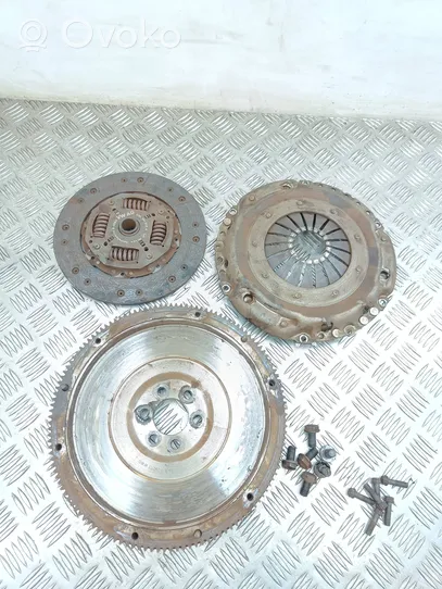 Volkswagen PASSAT B7 Clutch set kit 03L141032