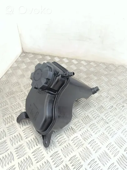 BMW 3 E90 E91 Coolant expansion tank/reservoir 7567462