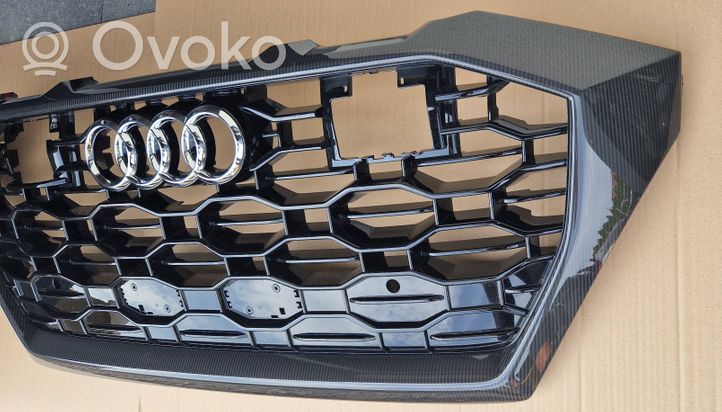 Audi RS Q8 Grille calandre supérieure de pare-chocs avant 4M8853651