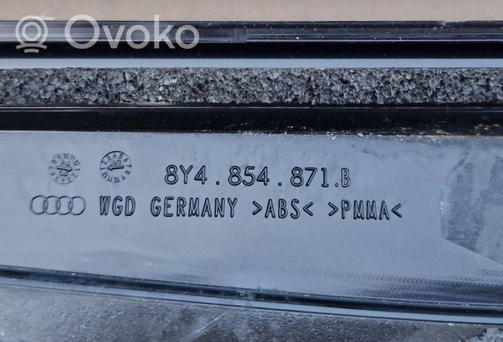 Audi A3 8Y Tylna klapa bagażnika 8Y4854871B