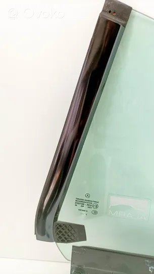 Mercedes-Benz SL R230 Заднее боковое стекло кузова A2306720113