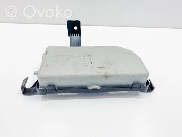 Mercedes-Benz SL R230 Vacuum air tank A2208050119