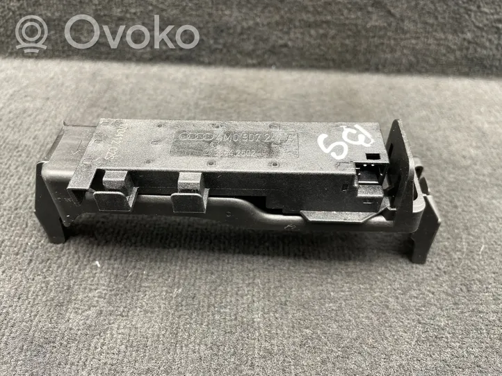 Audi A4 S4 B9 Antena wewnętrzna 4M0907247A