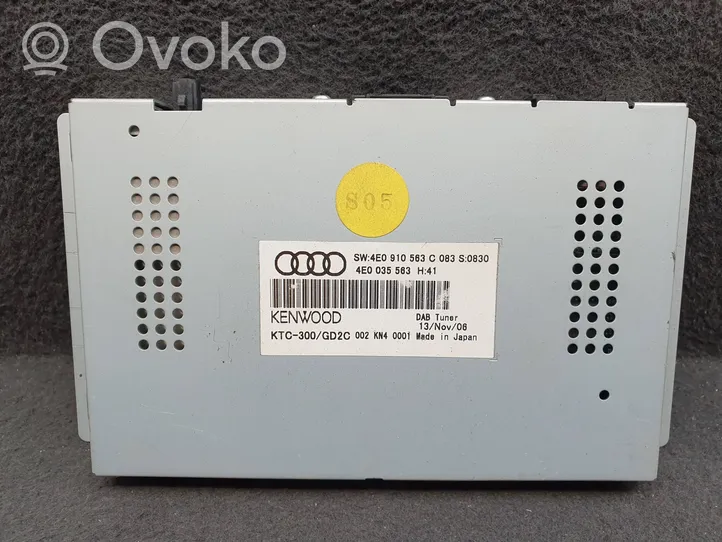 Audi A8 S8 D3 4E Radio/CD/DVD/GPS-pääyksikkö 4E0910563C