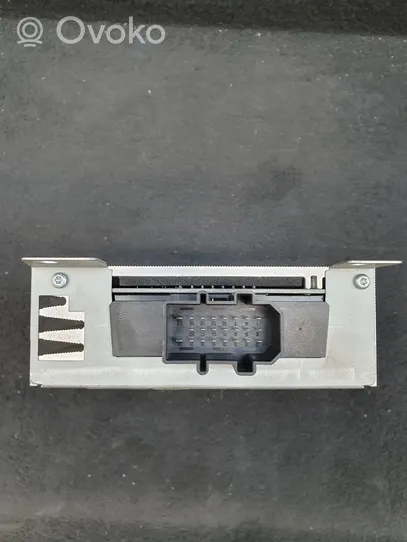 Audi A4 S4 B7 8E 8H Amplificatore 8E5035223D