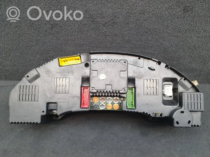 Audi A8 S8 D2 4D Speedometer (instrument cluster) 4D0919033K