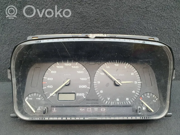 Volkswagen Golf III Tachimetro (quadro strumenti) 5392324710