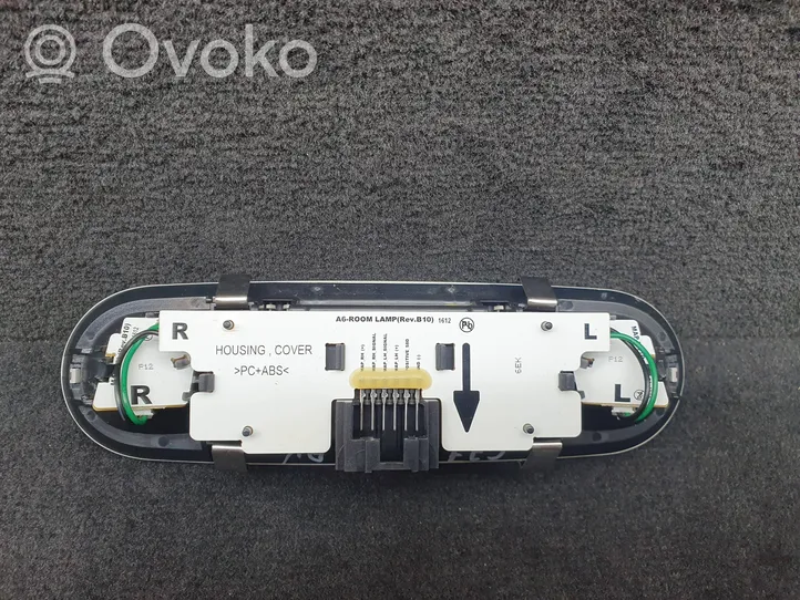 Audi A6 S6 C7 4G Lampka podsufitki tylna 4G0947111A