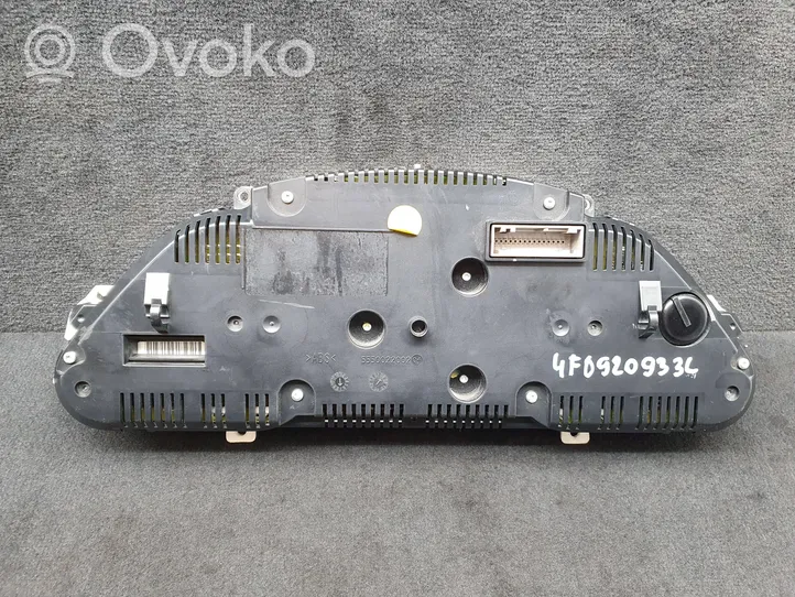 Audi A6 S6 C6 4F Speedometer (instrument cluster) 4F0920933L