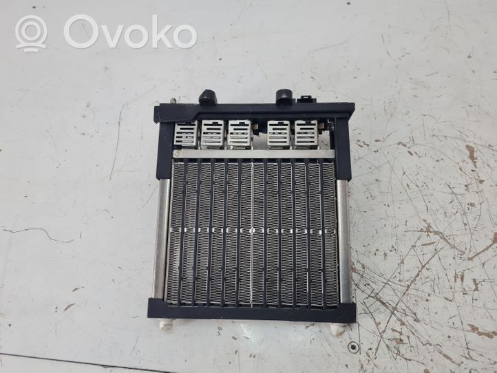 Mercedes-Benz A W168 Radiateur électrique de chauffage auxiliaire A1688300761