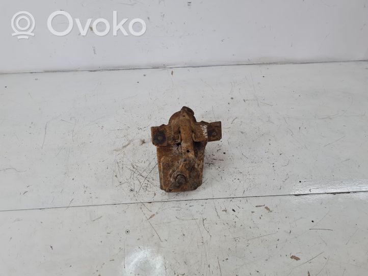 Volkswagen Sharan Spare wheel mounting bracket 