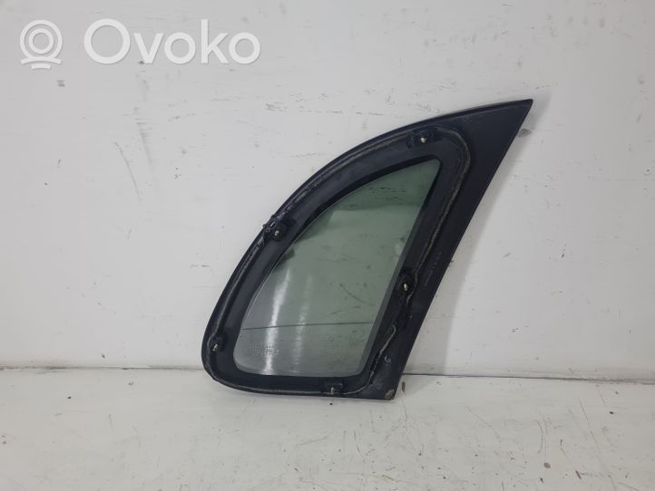 Chrysler PT Cruiser Rear side window/glass 