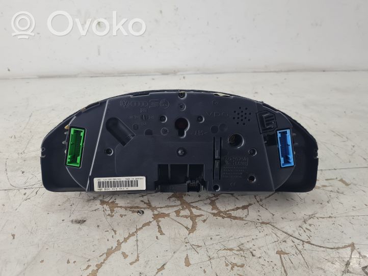 Audi A4 S4 B5 8D Compteur de vitesse tableau de bord 8D0919861A