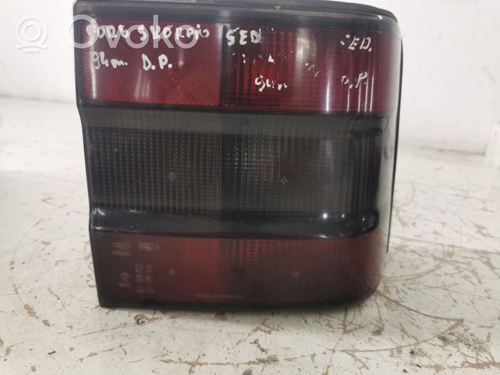 Ford Scorpio Lampa tylna 92GG13N004AA