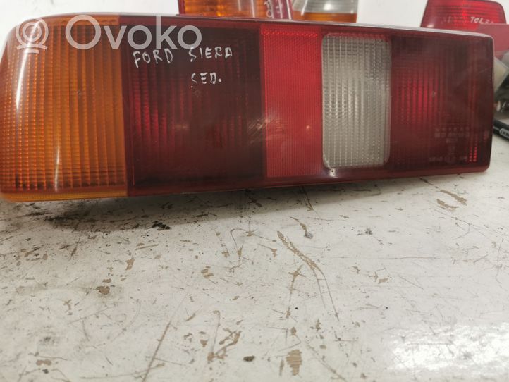 Ford Sierra Lampa tylna 