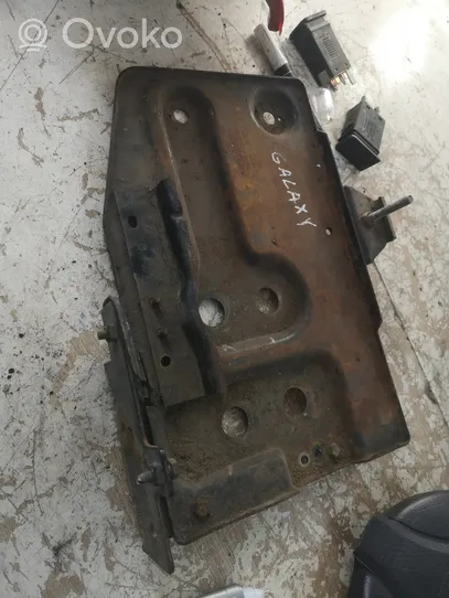 Ford Galaxy Battery tray 