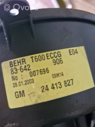 Opel Zafira A Wentylator nawiewu / Dmuchawa 24413827
