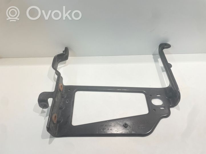 Audi Q7 4M Panel mocowania chłodnicy 4M0121261T