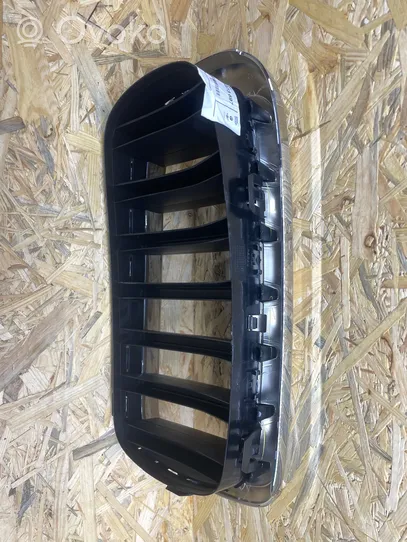 BMW X5 F15 Maskownica / Grill / Atrapa górna chłodnicy 7316075