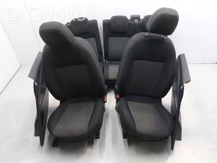 Fiat Doblo Seat set 